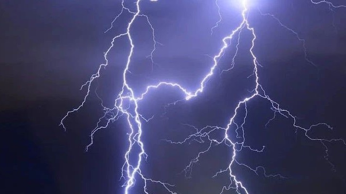 雷雨+大风+冰雹!顺义发布雷电、大风、冰雹三预警,降雨具体时间→ 雷雨+大风+冰雹!顺义发布雷电、大风、冰雹三预警,降雨具体时间→