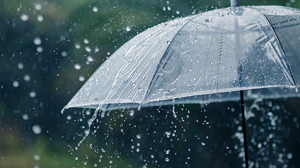 北京未来一小时多区有雷阵雨，伴大风和冰雹