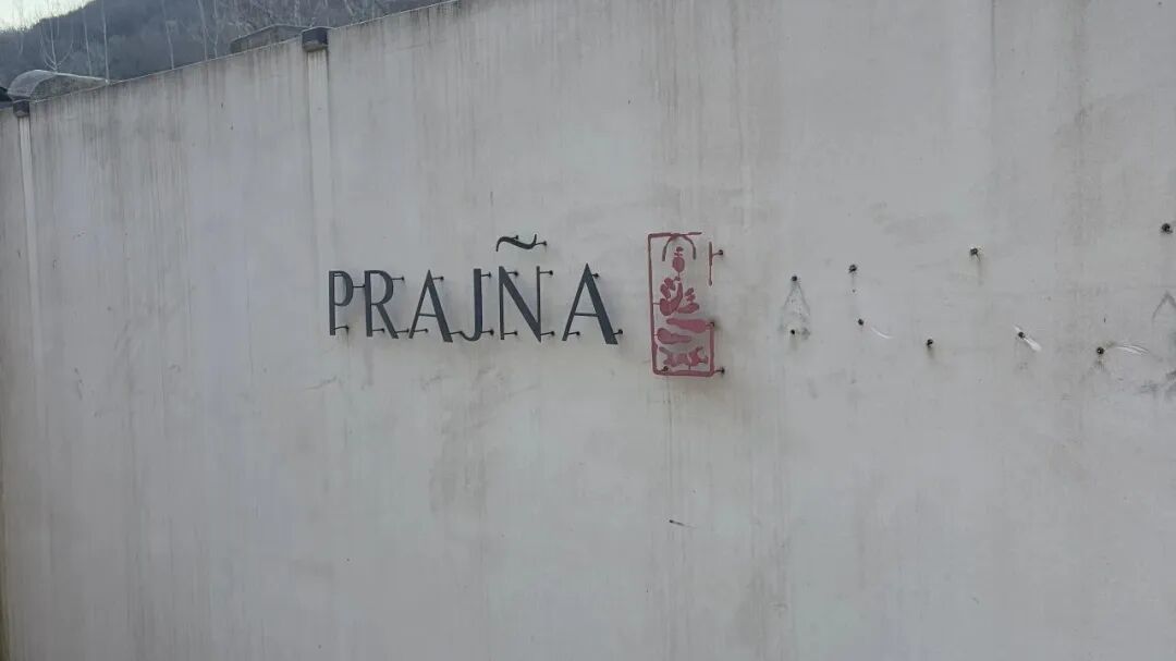 百万定金!一房两租?门头沟长租民宿烂尾调查 百万定金!一房两租?门头沟长租民宿烂尾调查