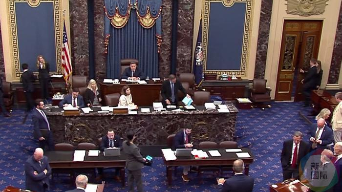 仅以两票优势通过程序性投票 马斯克痛批“大而美”法案荒唐 仅以两票优势通过程序性投票 马斯克痛批“大而美”法案荒唐