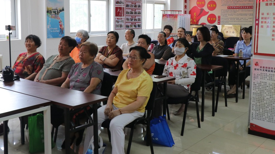 宣讲浸润人心!观音寺街道“强国复兴有我”百姓宣讲活动圆满落幕! 宣讲浸润人心!观音寺街道“强国复兴有我”百姓宣讲活动圆满落幕!