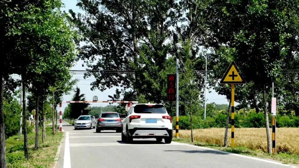 顺义区首个道路智慧化安全提示系统上岗 顺义区首个道路智慧化安全提示系统上岗