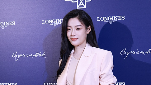 期待!陈丽君跨界出演谍战电影《千里江山图》 期待!陈丽君跨界出演谍战电影《千里江山图》