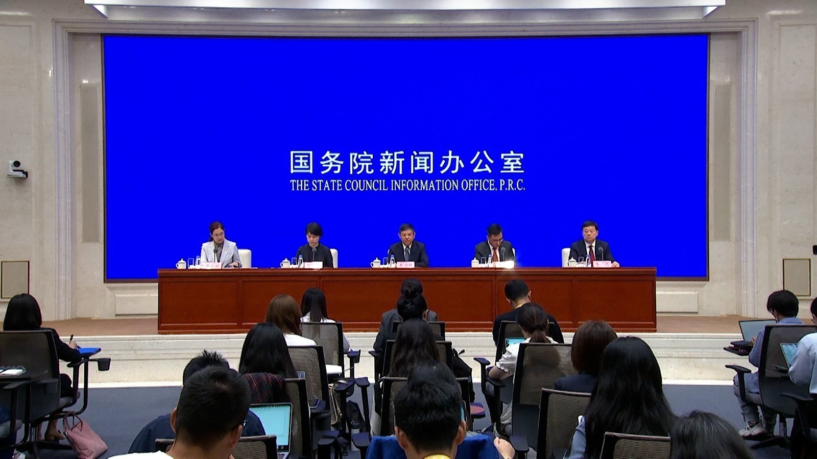 生态环境部点赞,北京亮马河从“绕着走”到“抢着来” 生态环境部点赞,北京亮马河从“绕着走”到“抢着来”