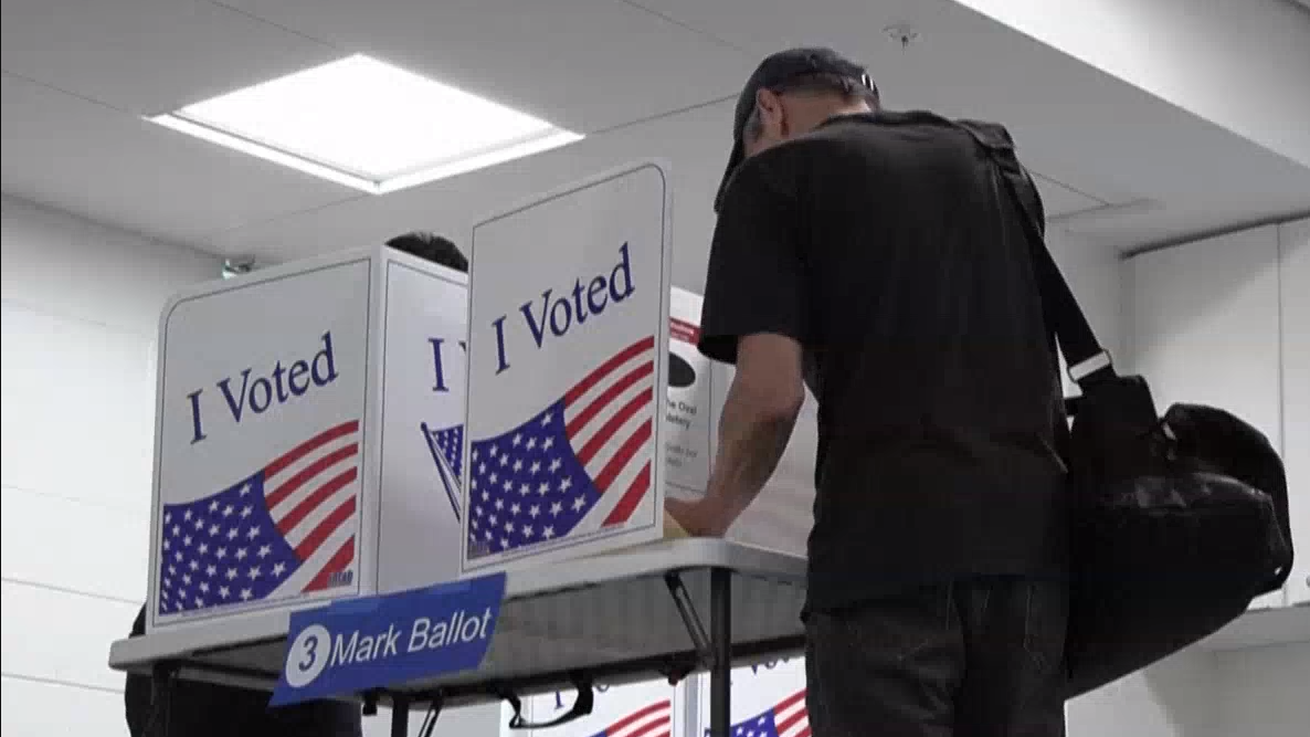 2024年美国总统选举提前现场投票在三个州启动