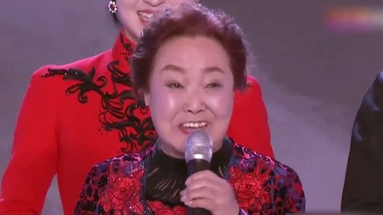 一听就泪目！90岁高龄的郭兰英演唱《我的祖国》！