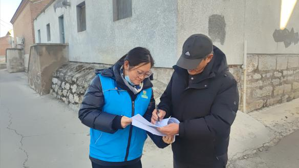 “微”光照亮街巷 平谷网格员的“全天候”守护 “微”光照亮街巷 平谷网格员的“全天候”守护