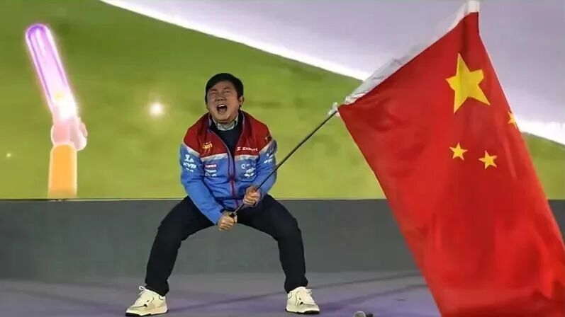 20年前的追车少年，如今，让世界看到了中国摩托的尾灯