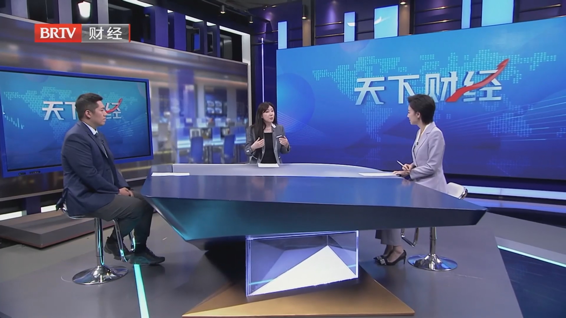《天下财经》20260825炒机器人股票 买机器人回家