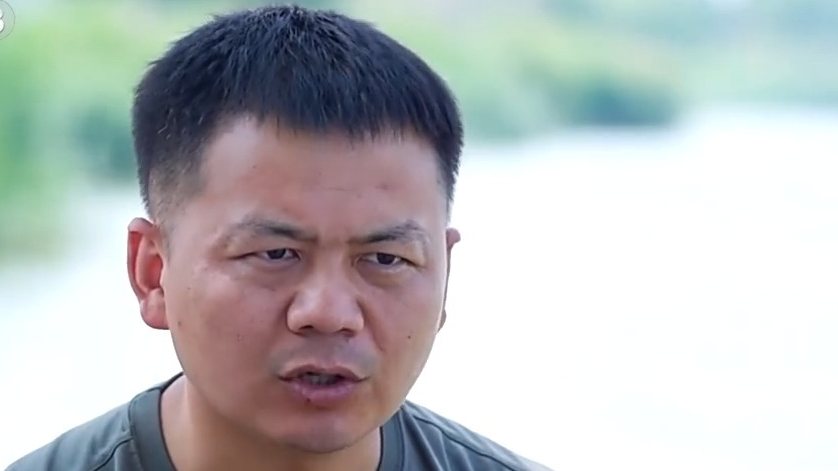 跪母救人的军人张伟：我只有后怕，没有后悔