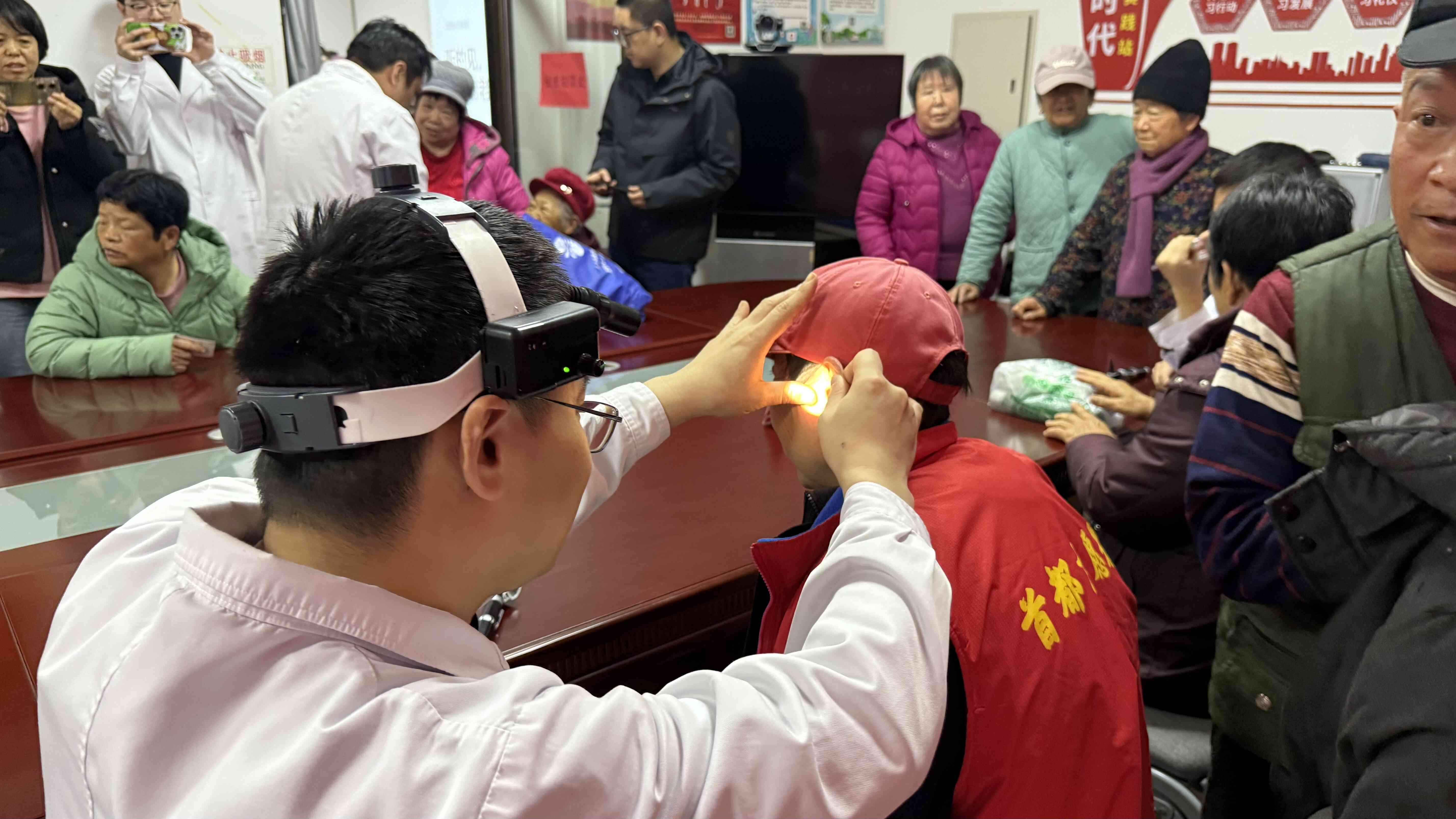 便民服务暖人心,昌平开展爱耳日主题义诊 便民服务暖人心,昌平开展爱耳日主题义诊