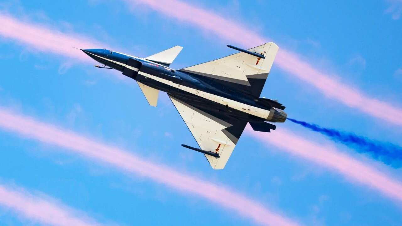 ​“云”上看长春航展！战机训练大图先睹为快