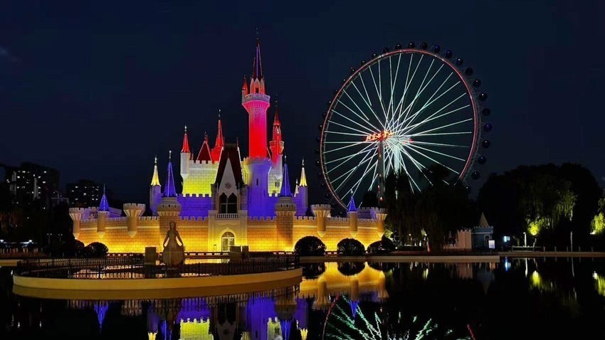 光影点亮夜经济！石景山游乐园京彩彩灯游园会即将启幕