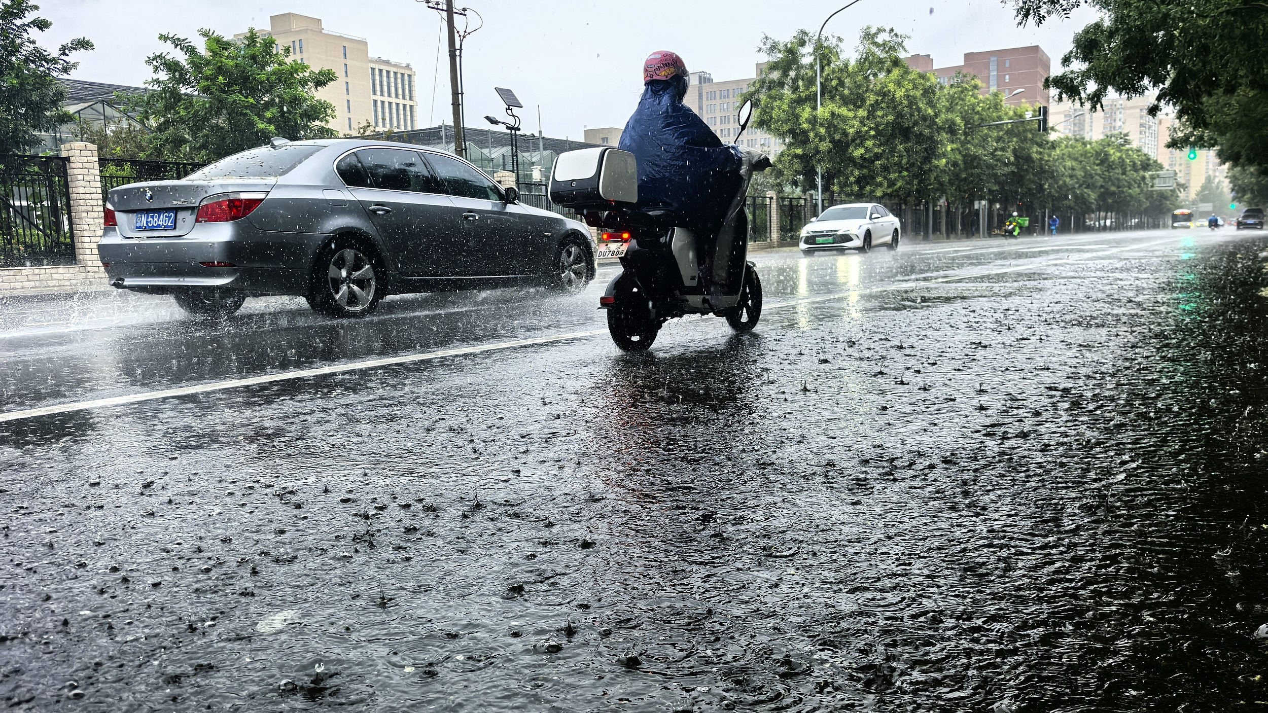 昨夜北京6区部分地区出现大暴雨！今天午后降雨短歇