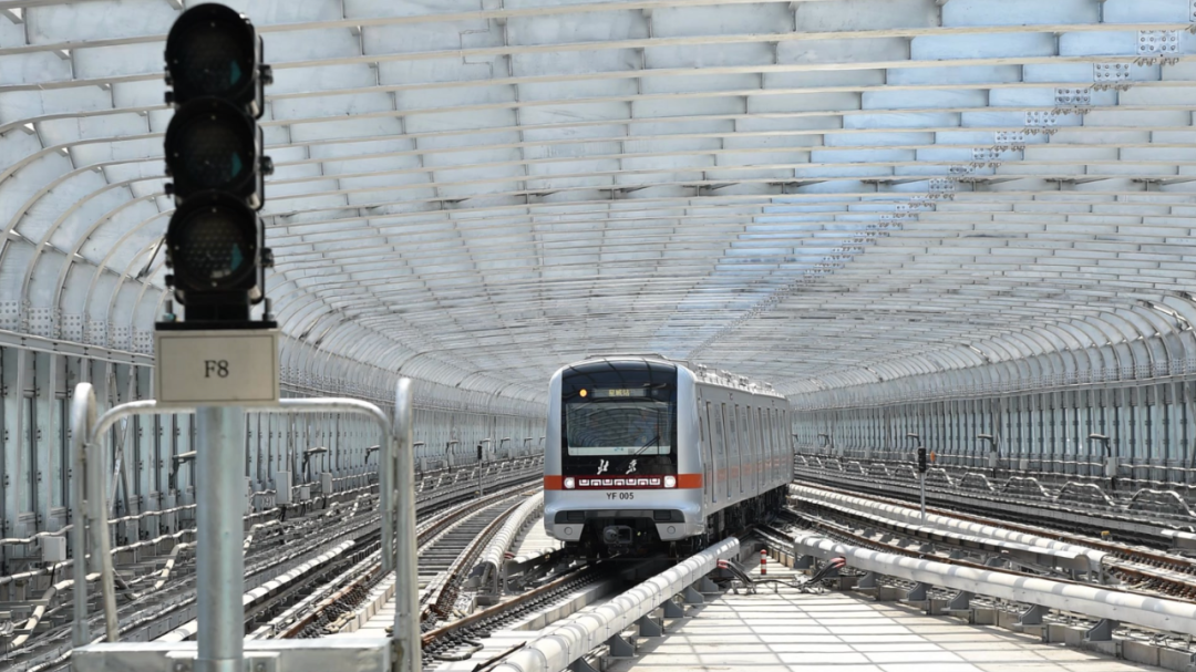 今年再通3条地铁线！北京多个地铁站新开出入口——