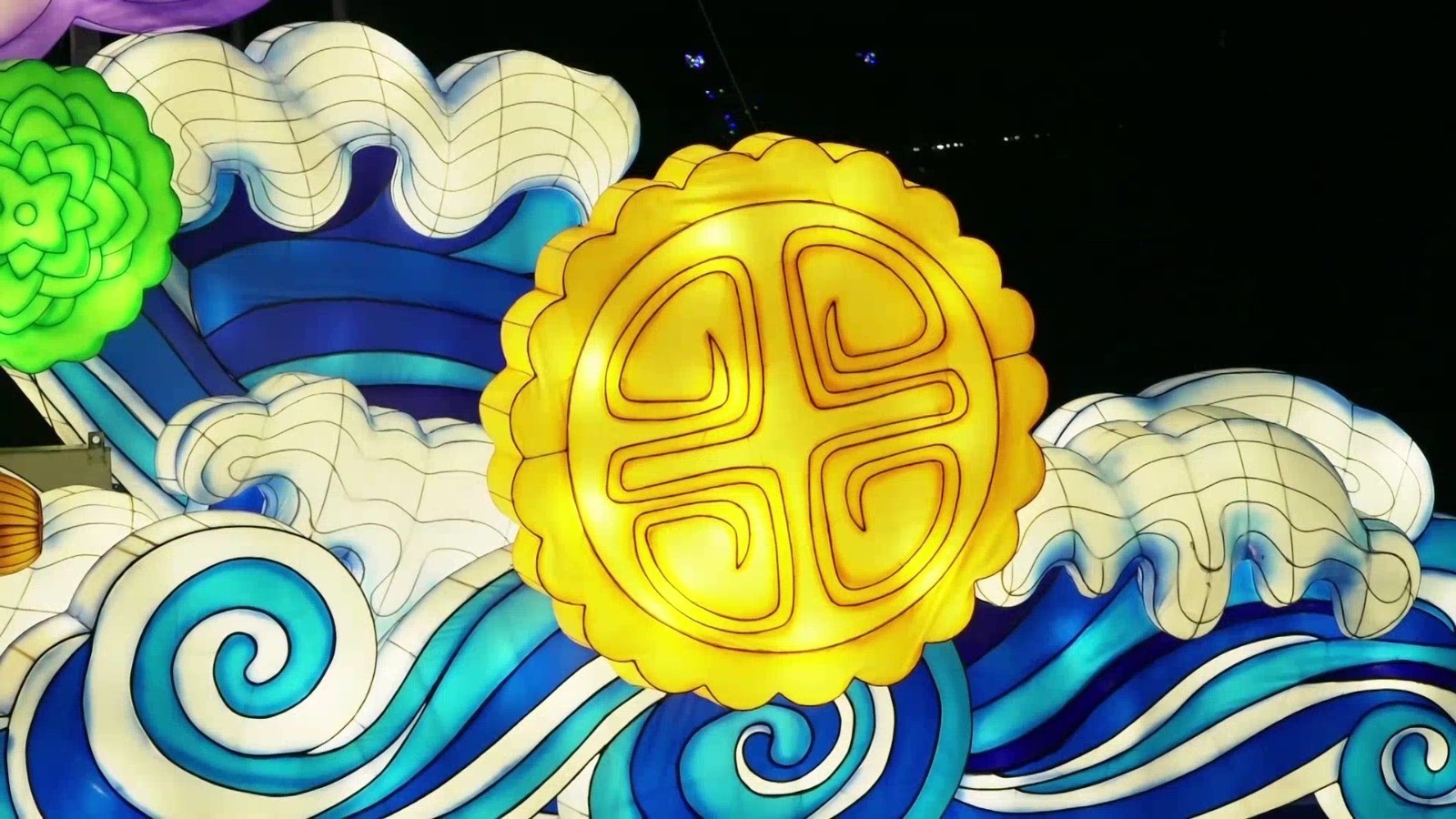 过中秋赏花灯 新加坡滨海湾花园举办中秋灯会 过中秋赏花灯 新加坡滨海湾花园举办中秋灯会