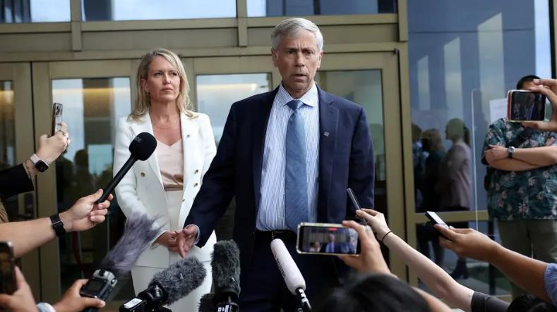 马杜罗案开庭，为他辩护的律师是谁？有什么来头？