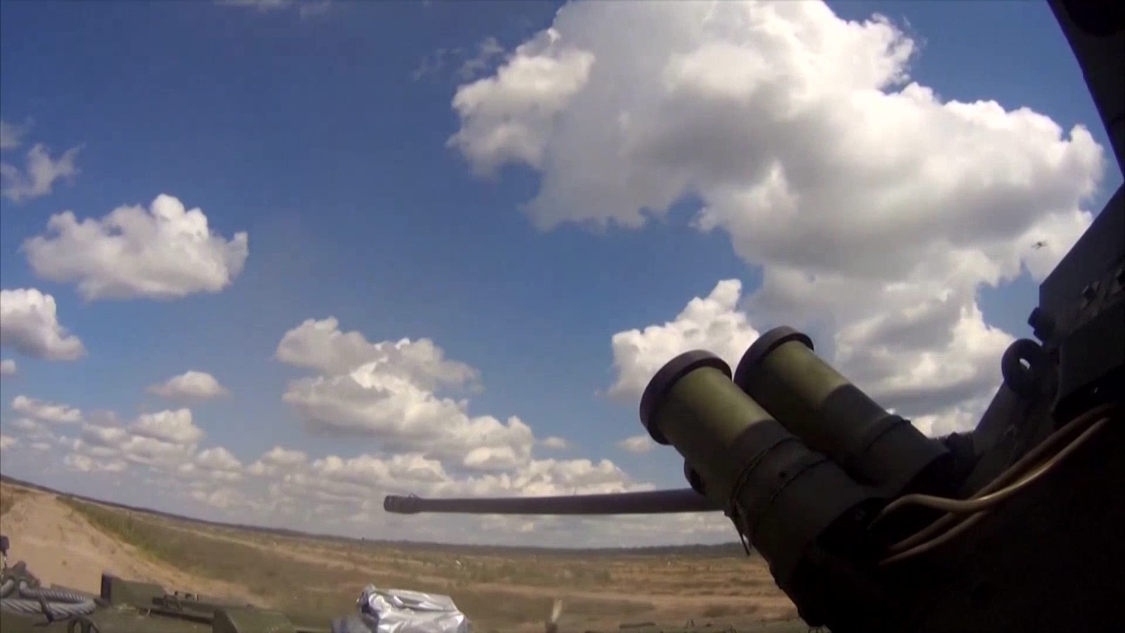 普京签署命令扩充俄武装力量人数