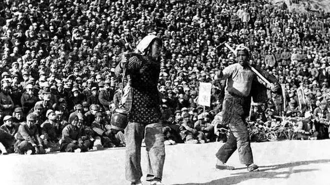 【遇见文物】见证光辉会议的一张合影 【遇见文物】见证光辉会议的一张合影