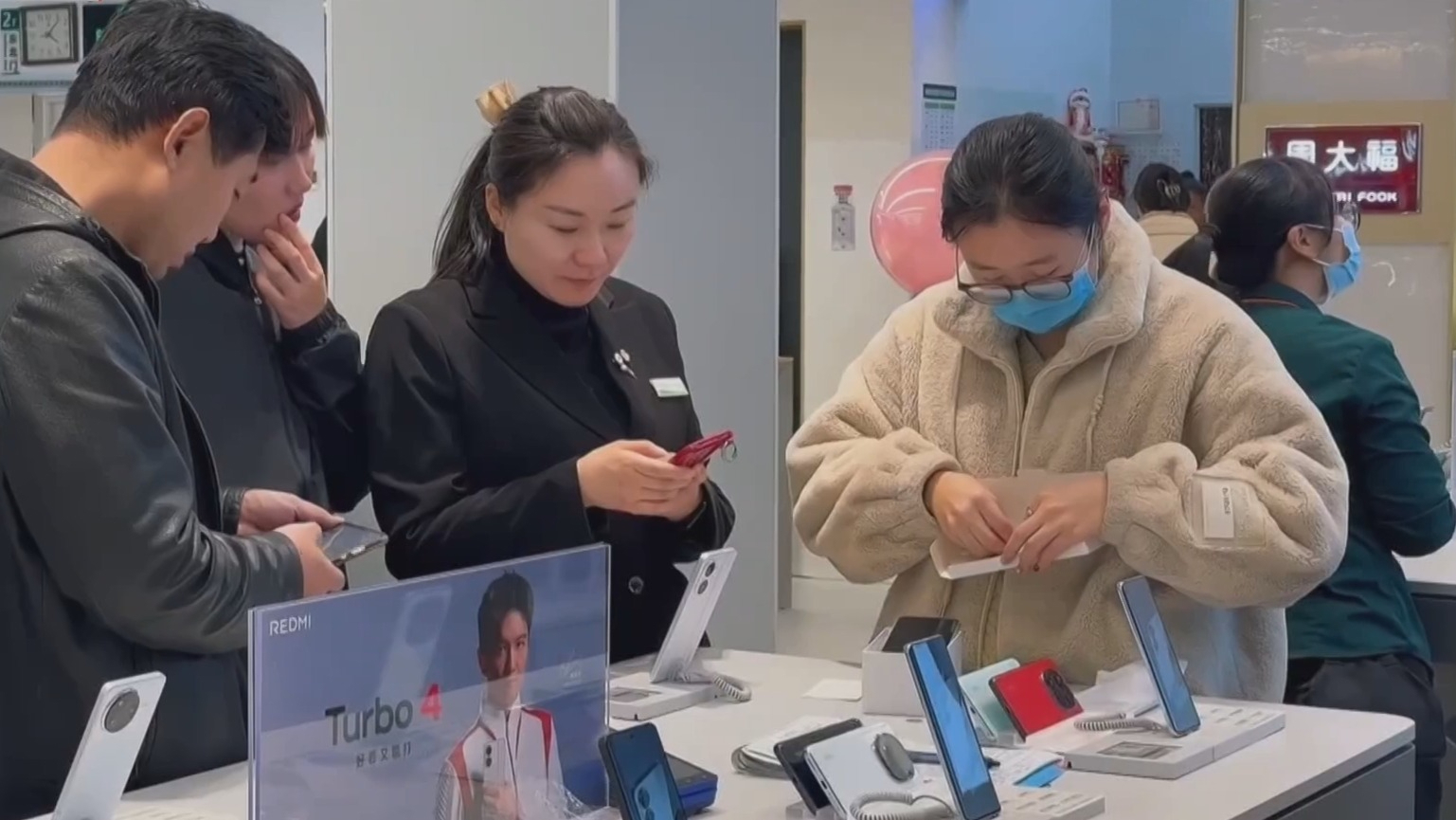手机等数码产品国家补贴政策“满月” 超2671万名消费者参与