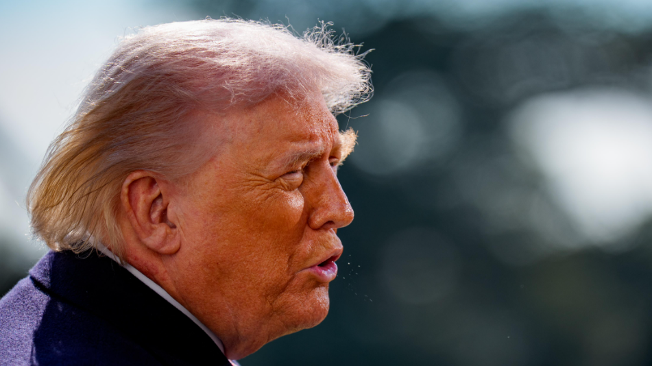 特朗普称与泽连斯基达成协议要“困难得多” 特朗普称与泽连斯基达成协议要“困难得多”