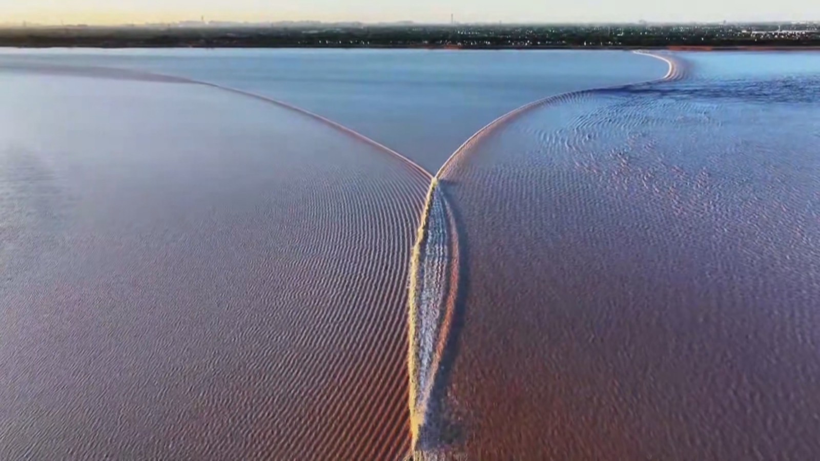 矩阵潮!钱塘江发现第九种潮型 矩阵潮!钱塘江发现第九种潮型