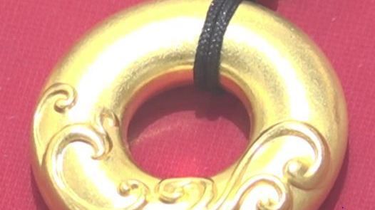 金价900元时没入手!有投资者悔到拍大腿! 金价900元时没入手!有投资者悔到拍大腿!