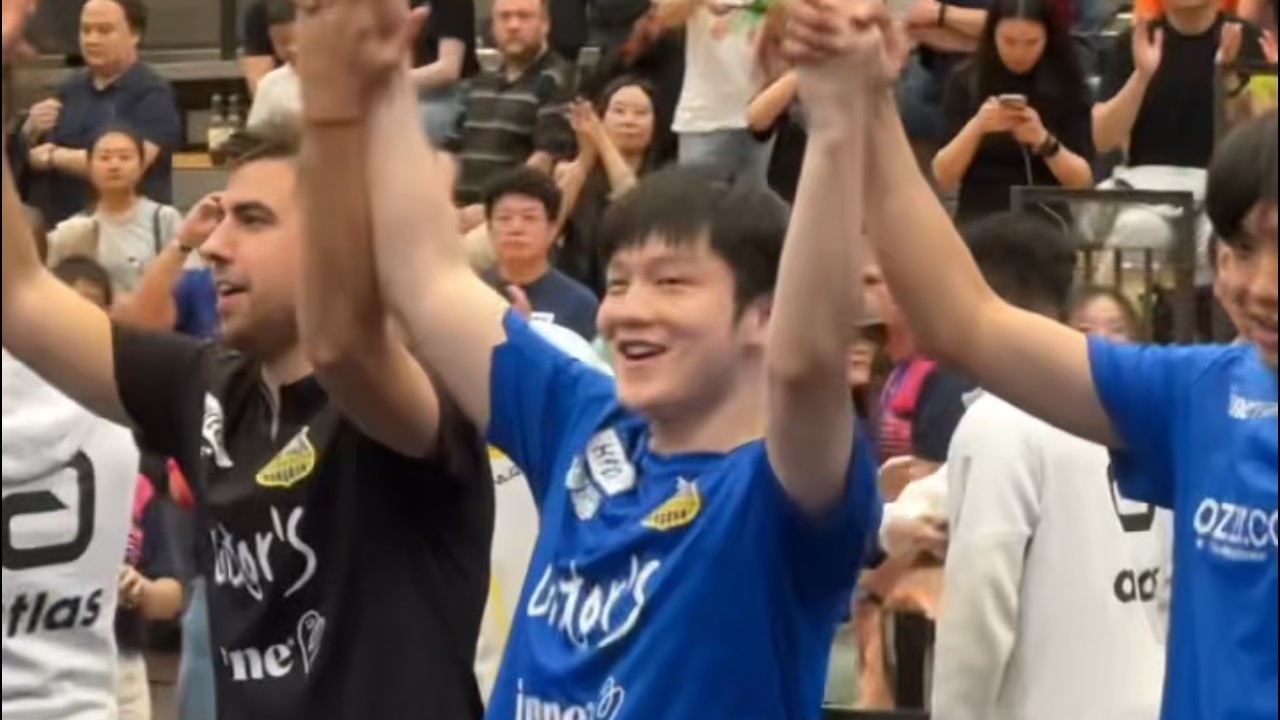 樊振东德甲第三轮3比0横扫对手引全场沸腾