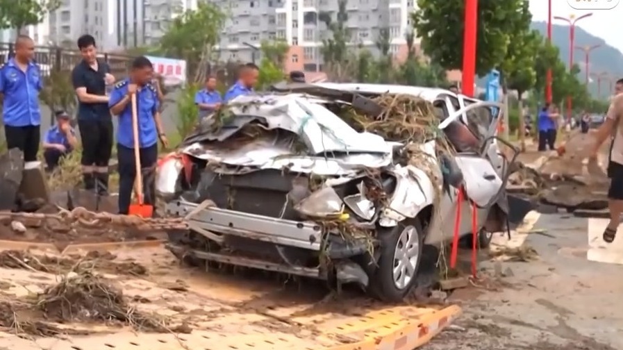 暴雨过后，车辆涉水如何申请保险理赔？