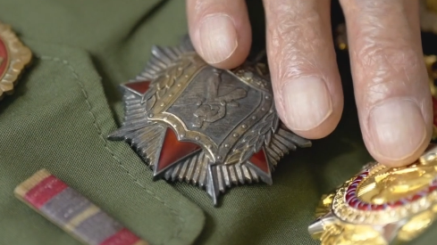 志愿军老战士龚仁孝曾一人对敌一排,“人在阵地在,一定要把敌人消灭 ”! 志愿军老战士龚仁孝曾一人对敌一排,“人在阵地在,一定要把敌人消灭 ”!