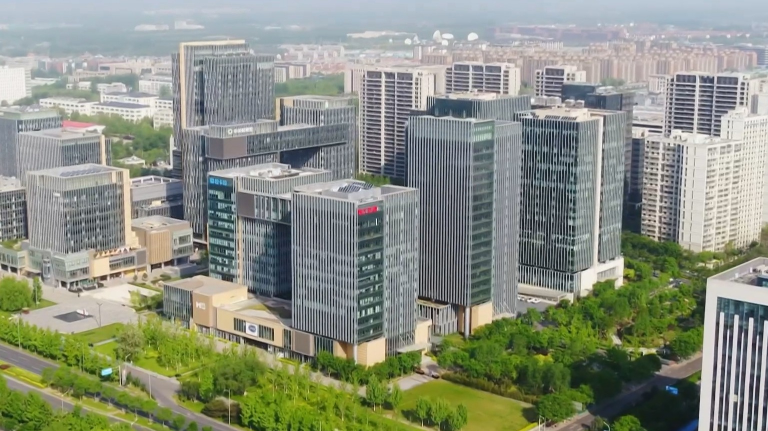 一周年笃行不怠 民营经济实干争先 一周年笃行不怠 民营经济实干争先