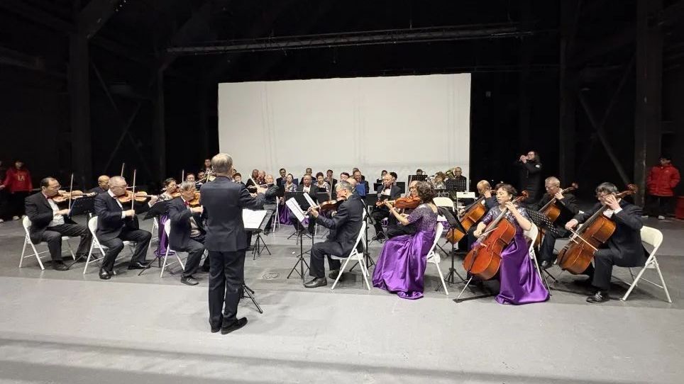 建外街道南郎家园社区举办2024年度表彰总结会！