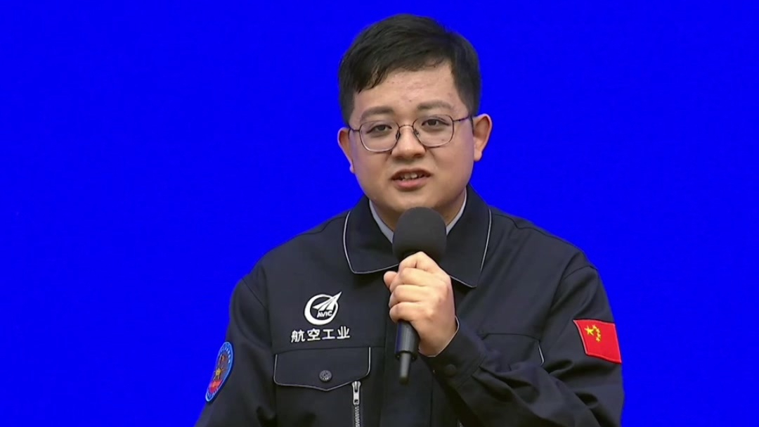 在头发丝上挖矿？这项群孔加工工艺，直接把精度卷上天了！