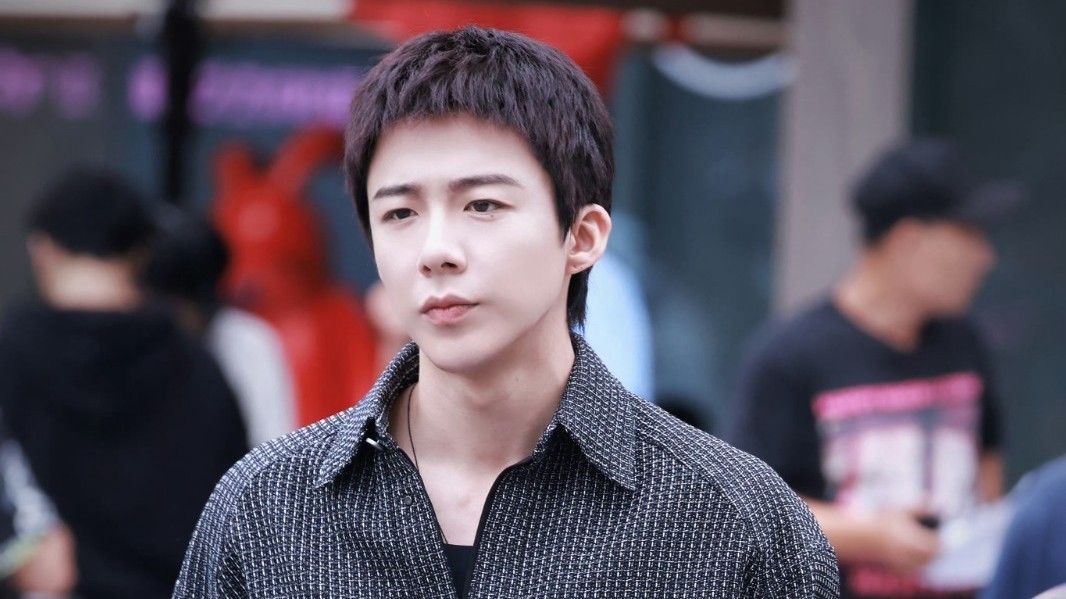 刘宇宁新剧《玫瑰丛生》登上腾讯二月大剧片单