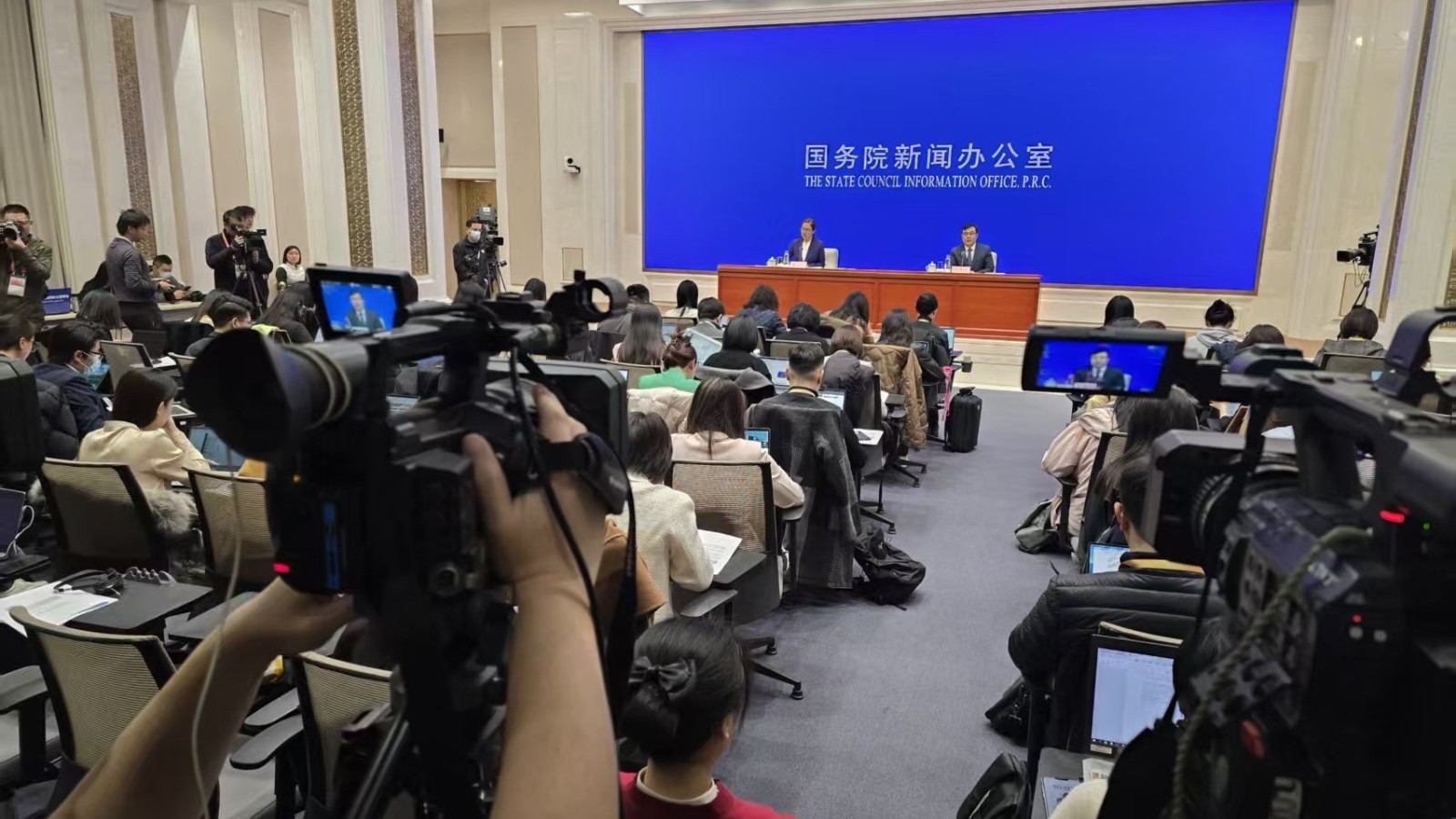 国家统计局:今年以来房地产市场总体平稳,继续向止跌回稳方向迈进 国家统计局:今年以来房地产市场总体平稳,继续向止跌回稳方向迈进