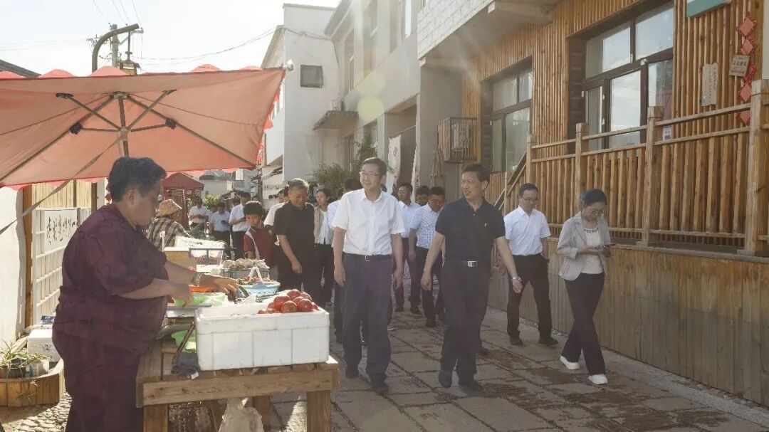玉树州党政代表团来昌考察调研 玉树州党政代表团来昌考察调研