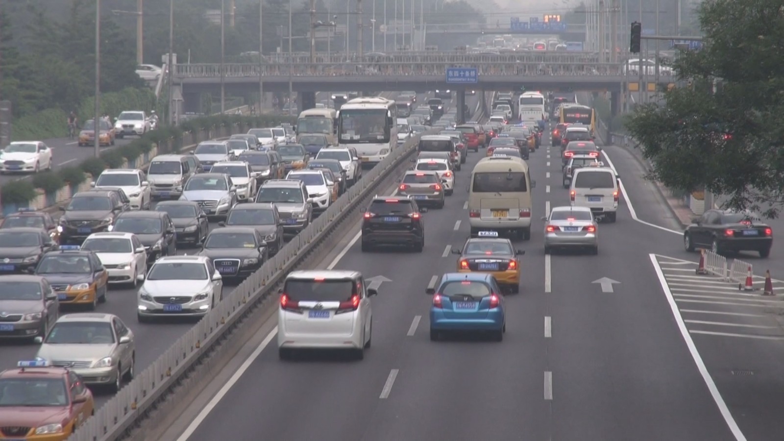 面向无车家庭 北京再增发2万个新能源小客车指标