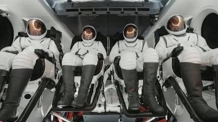 天气状况不佳,SpaceX再次推迟“北极星黎明”任务 天气状况不佳,SpaceX再次推迟“北极星黎明”任务